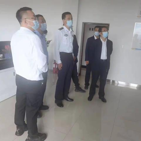 警企联动 国庆保畅