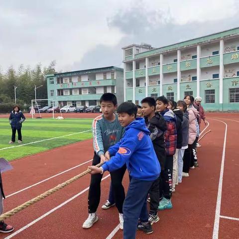 “增强学生体质，丰富校园生活”—六市中小学拔河比赛