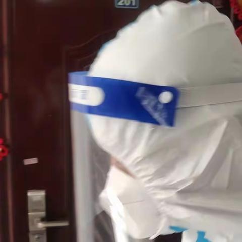 暖心服务！滨湖街道站前社区佃户李小区开展全民核酸清零检测工作