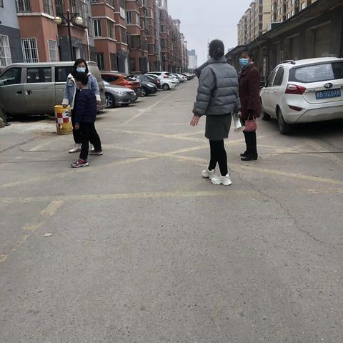 党有号召，我有行动——地方道路站下沉一线进社区