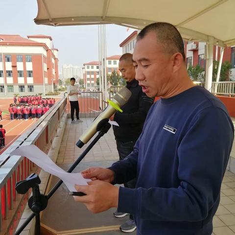 “青春阳光追梦人”——滕州市龙泉实验学校“阳光跑操赛风采”迎战期中评比活动
