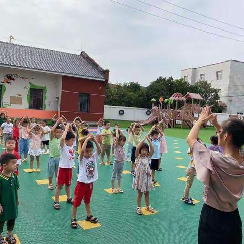 🌈马家河街道第三幼儿园月亮🌜一班9月份精彩回顾☘️