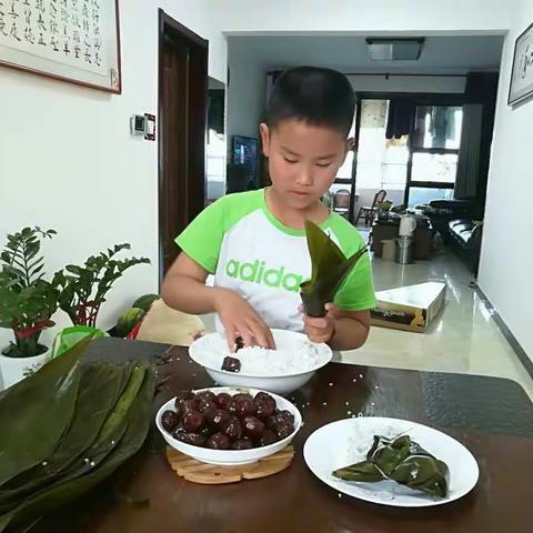 二二班端午节活动