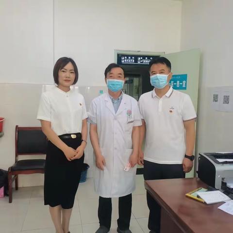 【七·一系列活动】永寿县人民医疗健康总院党委“七一”前走访慰问困难党员