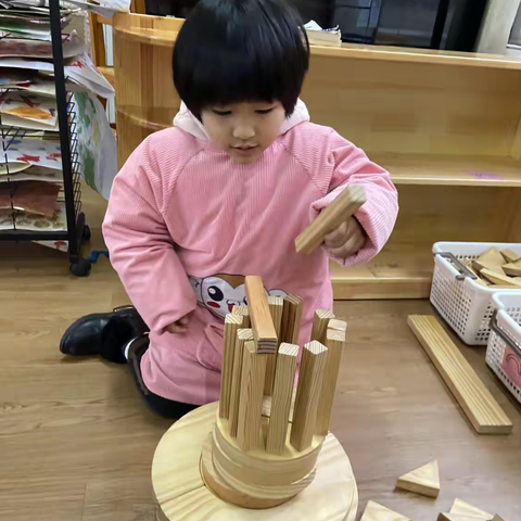 美味的蛋糕——小班建构故事