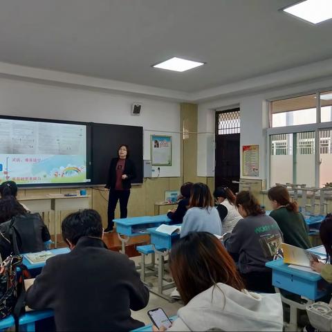 寻找问题 明确方向 促进提高———兴华街小学期末三、五年级语数英试卷卷面分析教研活动