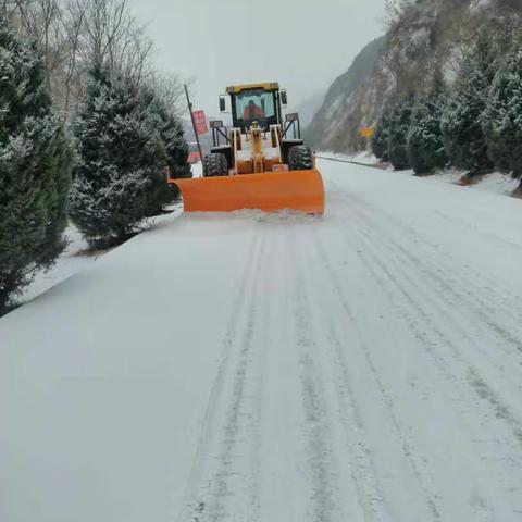 永和公路段开展除雪打冰行动 确保公路安全畅通