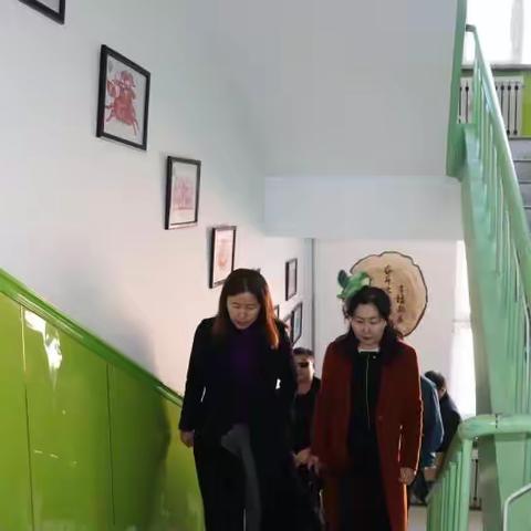 莫旗政协领导到尼尔基三中调研