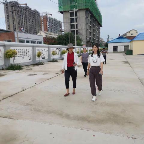 台风“烟花”来袭，尼三中全力安置群众