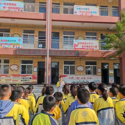 新关小学爱粮节粮倡议书