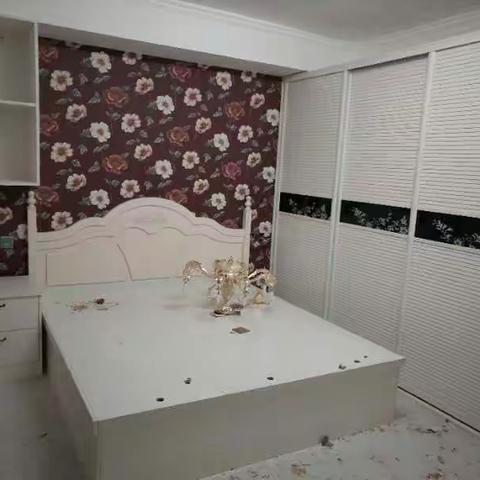 再来一组，求转发😹😹😹😹九斤家具全屋私家定制，鹿歌幼儿园楼下电话：13636706002.
