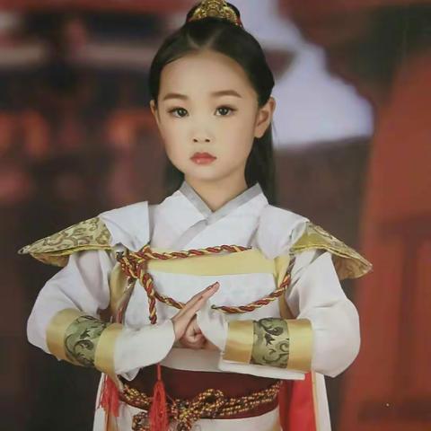 神墨艾莱克英语♛优秀学员♛专访——张寓可心
