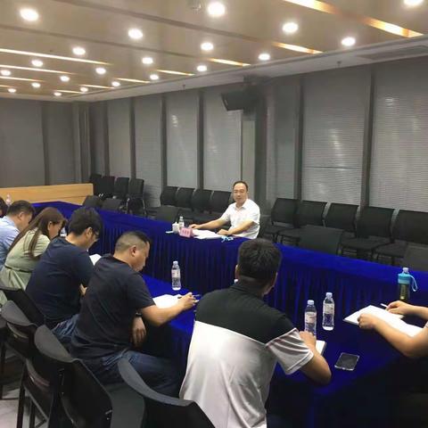 【学思践悟 总结提升】年轻干部经济能力提升班召开交流座谈会