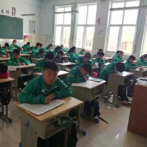 严阵以待、积极迎考——双庙镇中心小学全体师生认真对待期中考试