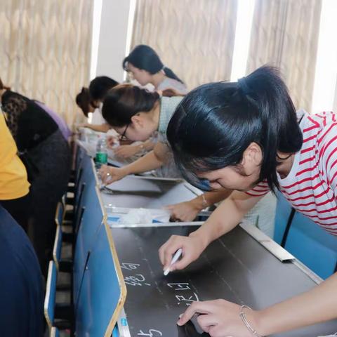 勤学苦练展风采      修心明志提素养——记新干县首届小学语文教师素养大赛