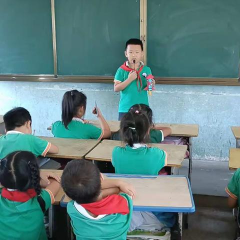 少年不惧岁月长 彼方尚有荣光在