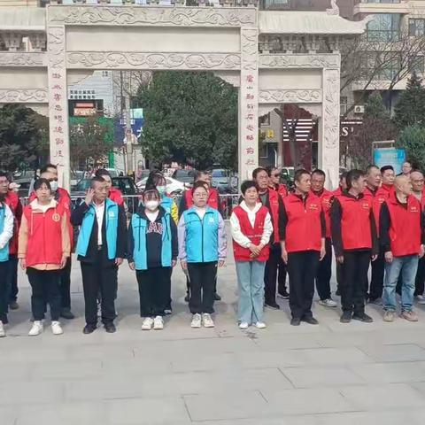 缅怀先烈志，共铸中华魂——潞城区潞华街道新华社区清明扫墓活动