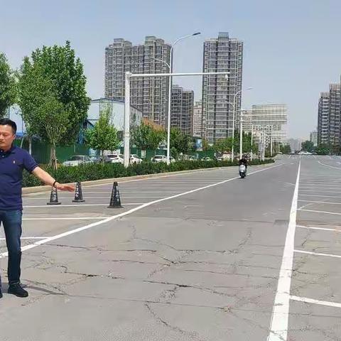 管城区城管系统卫生城市复审工作督查通报（5月4日）