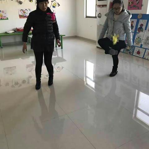 高集小学举行三八妇女节文体活动