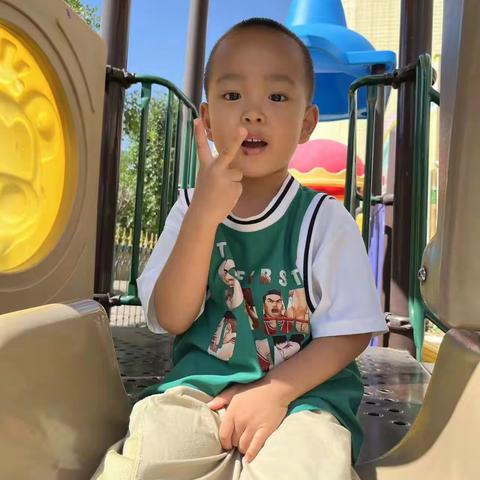 宁辉幼儿园小一班周宇辰小朋友（运动力）