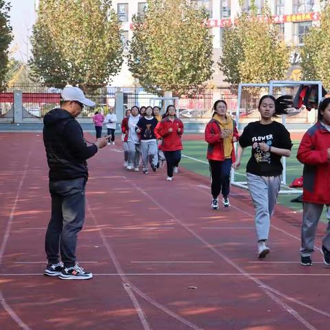 【强健体魄，奋勇拼搏】滕东中学九年级体育测试