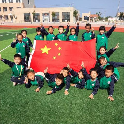 利津县陈庄镇付窝小学国庆中秋双节放假致家长的一封信