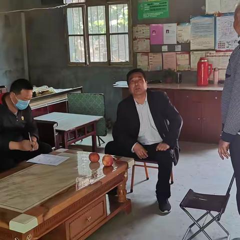 新庄小学脱贫攻坚“三排查三清零”在行动