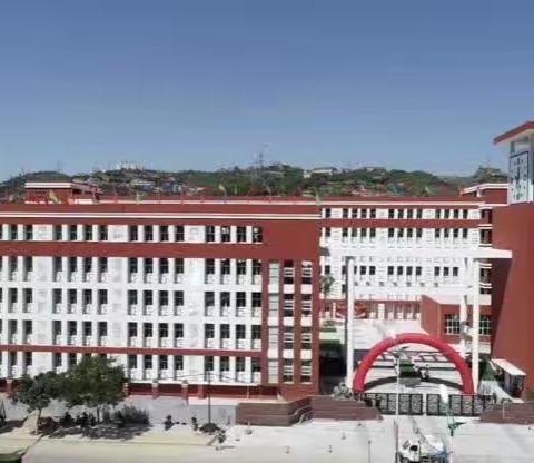【开足开齐开好课程】—柳林县上海实验小学（ 二）年级开展劳动教育实践活动