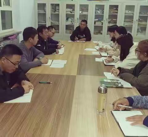 张家口市实验中学高二级部举行班主任 经验介绍故事会（三）