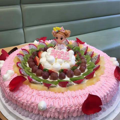 小朋友大情谊👭👭👭一群小美女 堪比女儿国