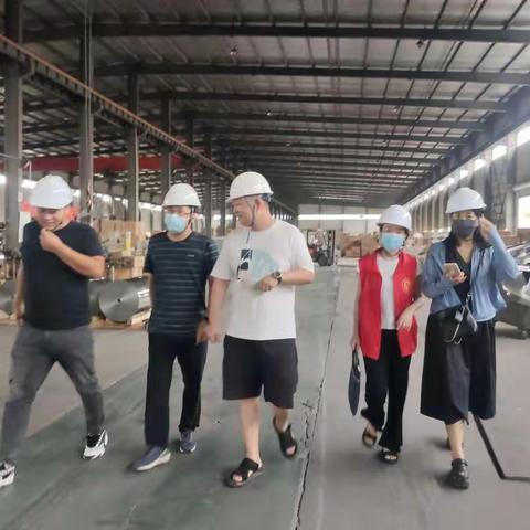 市农委青工委到分包企业开展“团聚青年 助力万人助万企”活动