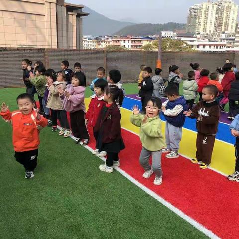 日照幼儿园小一班萌宝👦👧第一、第二周💕成长日记