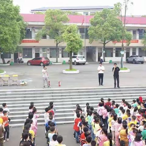 别人家的学校！应急综合演练守护你我他！