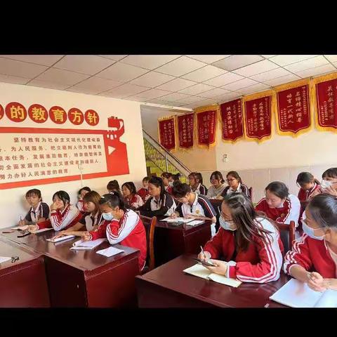 【开学啦】  华洋幼儿园开学工作部署会