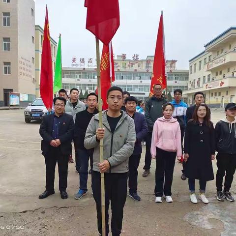 缅怀革命先烈，传承长征精神        ——殷家城九年制学校清明祭扫、党史学习教育掠影