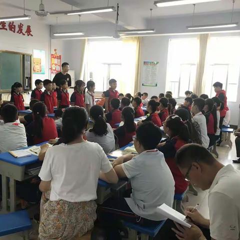 金桂飘香秋气爽，专家引领促成长——区教研中心到册山街道中心小学开展“诊断式视导”活动