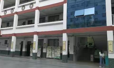 防震常演练      安全入我心——记高滩镇初级中学5.12地震应急疏散演练活动