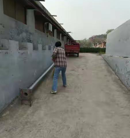 塔岗村“三零”创建