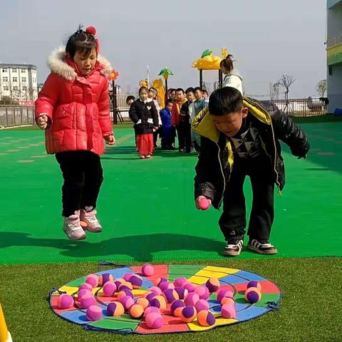 红泥湾镇一中附属幼儿园体智能课掠影