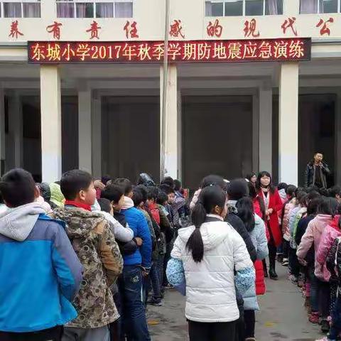 安全重于泰山，安全是学校工作的重要纽带，安全了，学生才能健康快乐地成长，师生才能快乐的过好每一天。