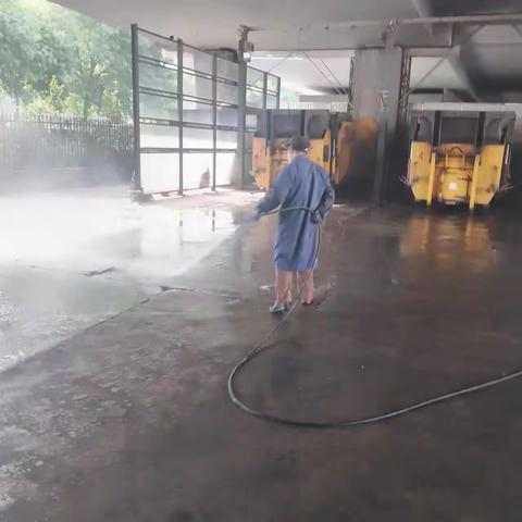 【槐荫城管五里沟环卫所】环境卫生大扫除 干净整洁迎五一