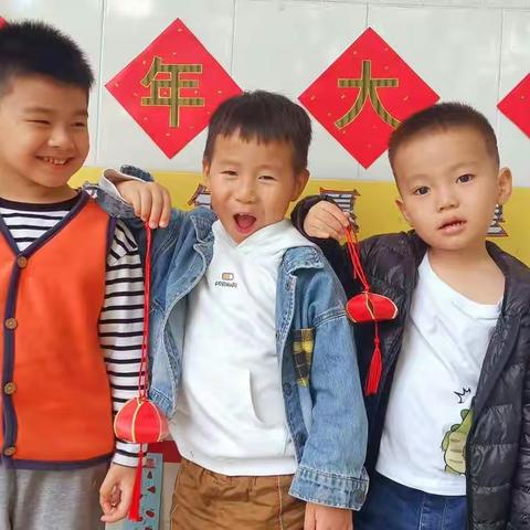 “童真童趣”——金鸡幼儿园(中二班)