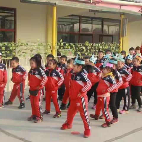 明德幼儿园户外游戏比赛