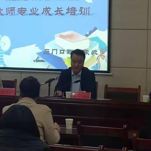 草长莺飞二月天，名师指导学正忙