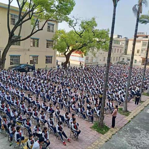 石坝三嘉村小学召开2020年秋季学期期末表彰大会