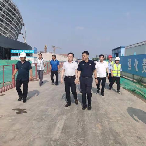 河北省体育局副局长何文革到邯郸调研体育工作