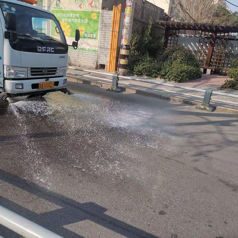 【槐荫城管南辛环卫所】新春奋进正当时，洁净道路换新颜