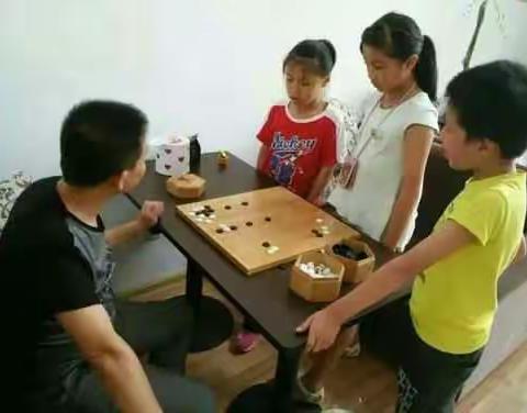 快放暑假啦～我们和围棋做朋友吧(^_^)