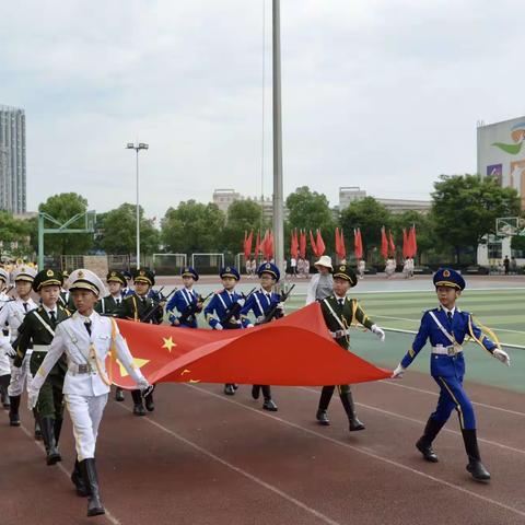 运动展风采     一起向未来——记秋滨小学二（2）班春季运动会