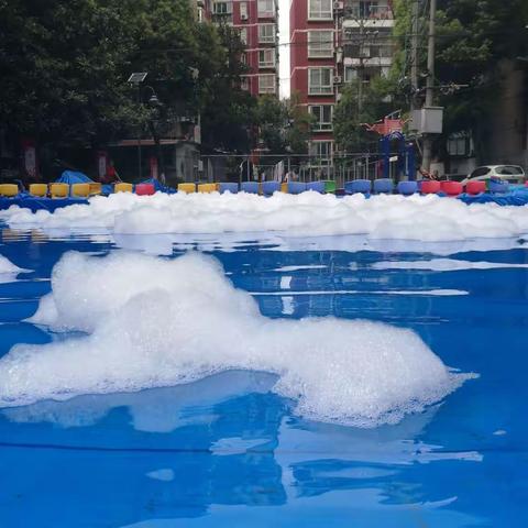 缤纷夏日，奇幻泡沫+水枪大战亲子狂欢活动